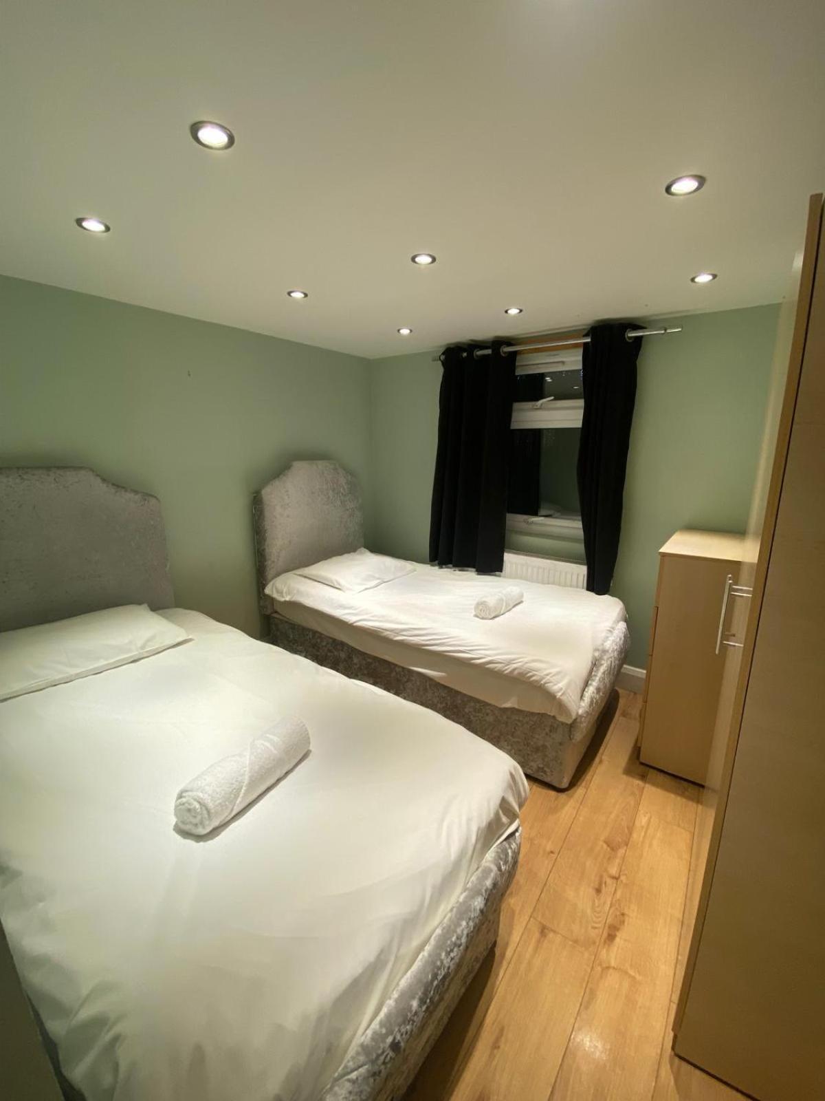 Apartament 4 Bedroom & 2 Bedroom