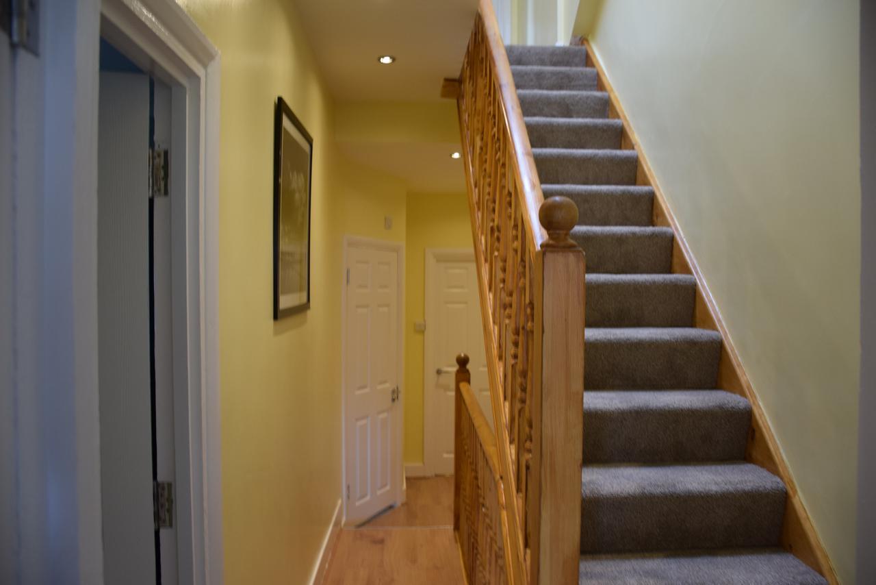 4 Bedroom & 2 Bedroom Apartament Londra